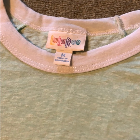 NWT LuLaRoe Quarter Sleeve Tee - Picture 3 of 5